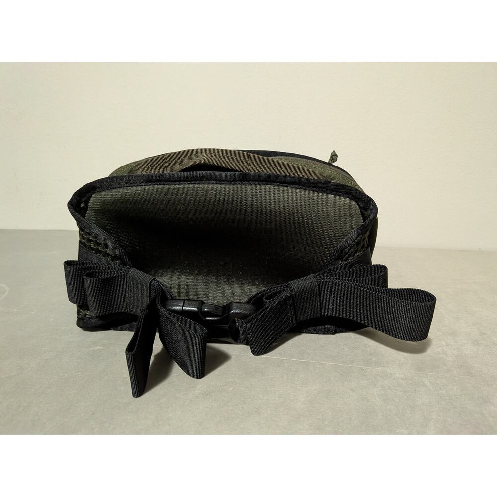 Patagonia Fieldsmith Hip Pack 5L Pine Needle Green Olive Waist Bag Crossbody - Picture 4 of 13